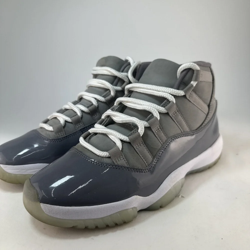 Air Jordan 11 Retro Cool Grey CT8012-005 Men's Size 8.5 Gray White 2021